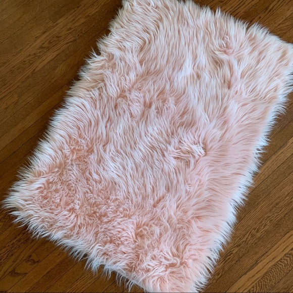 Polar Shag Other - 2’x3’ Fluffy Rug